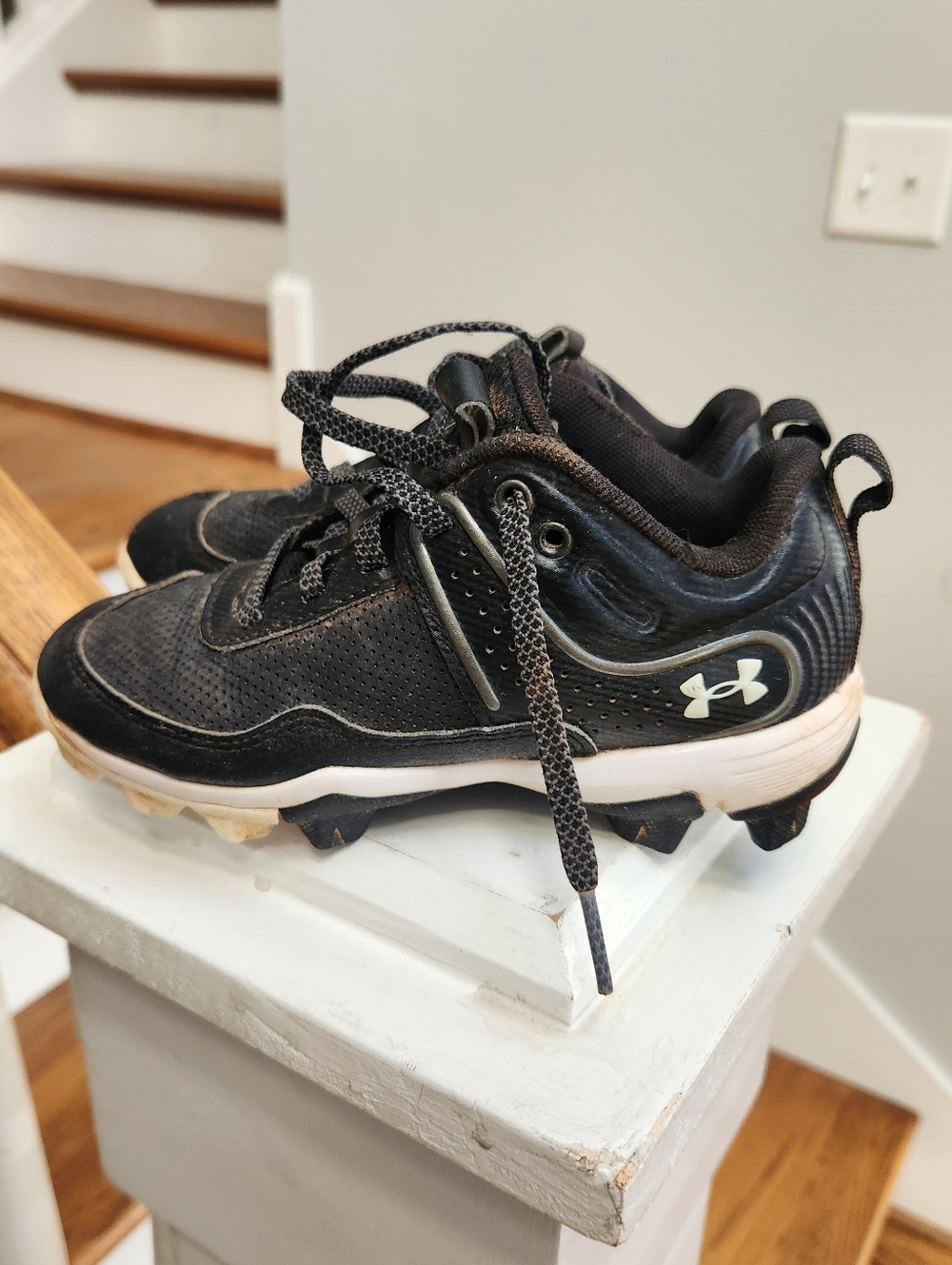 Under Armour Baseball Cleats Size 12